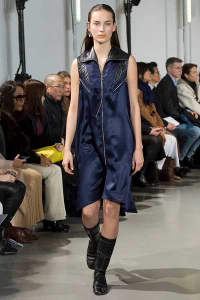 Look 28